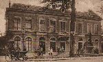 Click here to see the picture (gemeentehuis1.jpg)